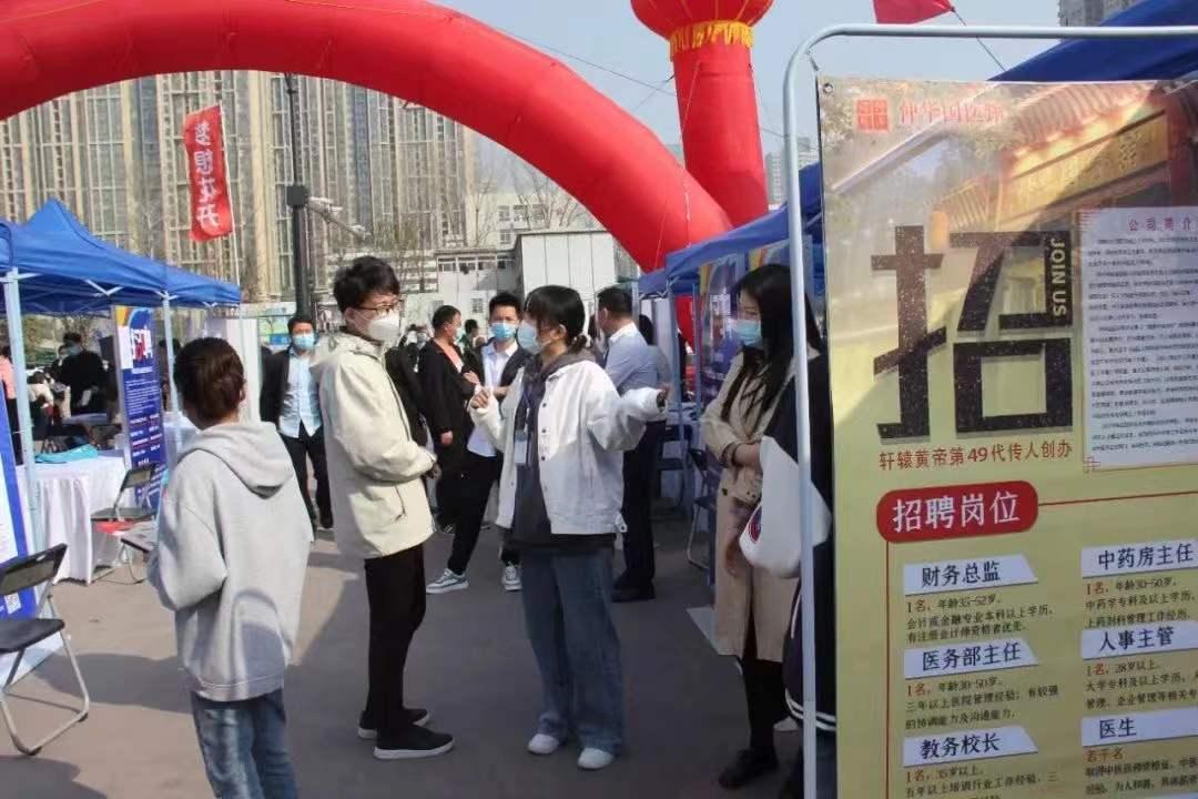 鄭州人才網(wǎng)最新招聘會，巷弄深處的人才盛宴與獨特小店奇遇招募活動